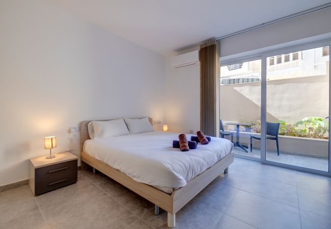 Apartment in San Gwann - Modern Maisonette in Central Location KARP1-2