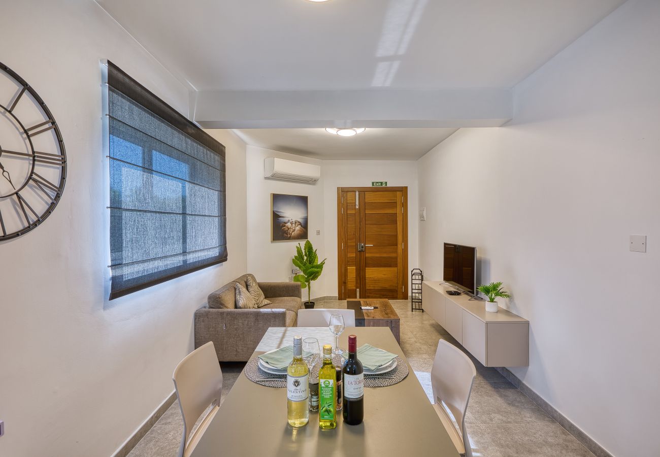 Apartment in San Gwann - Modern Maisonette in Central Location KARP1-2