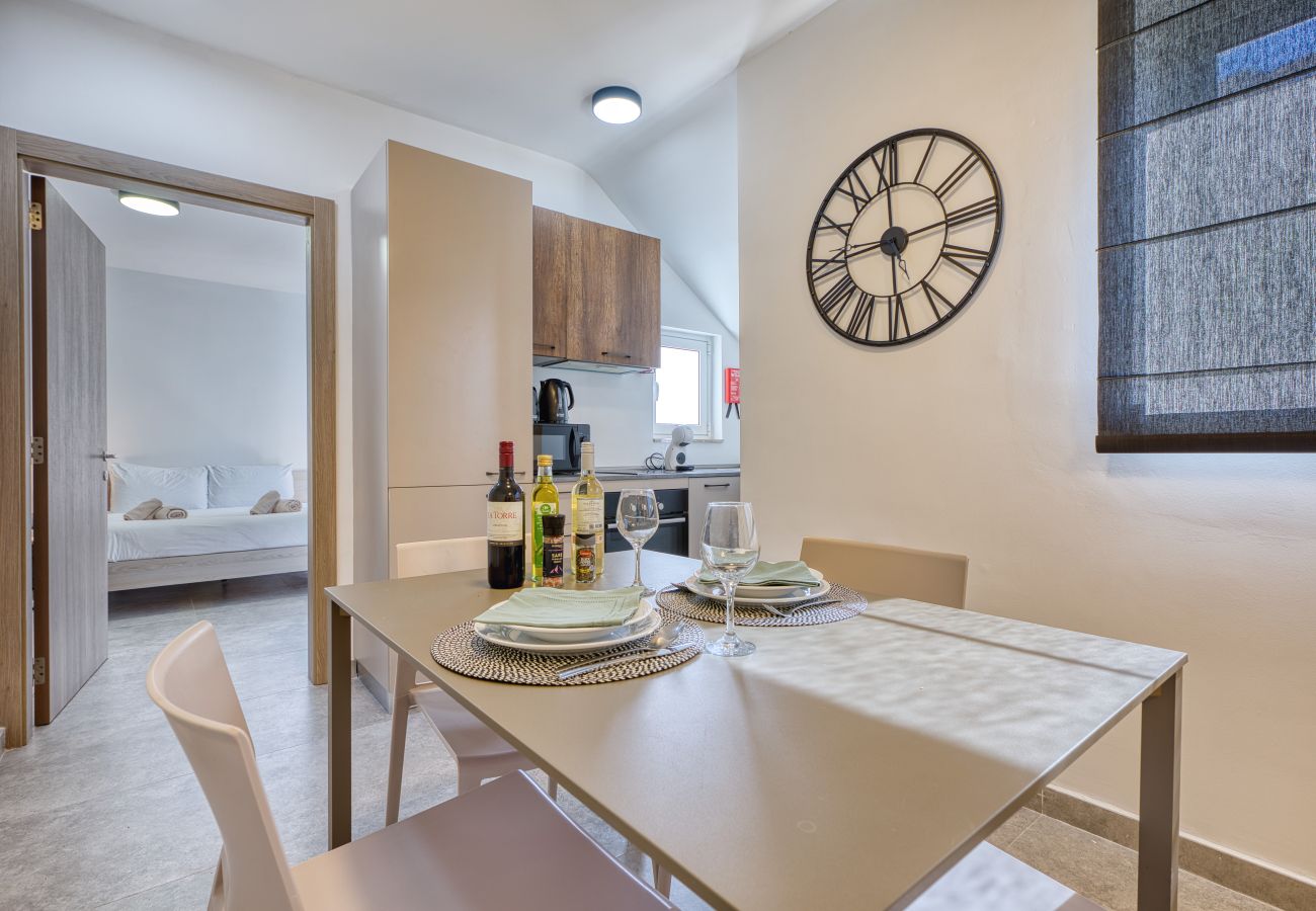 Apartment in San Gwann - Modern Maisonette in Central Location KARP1-2