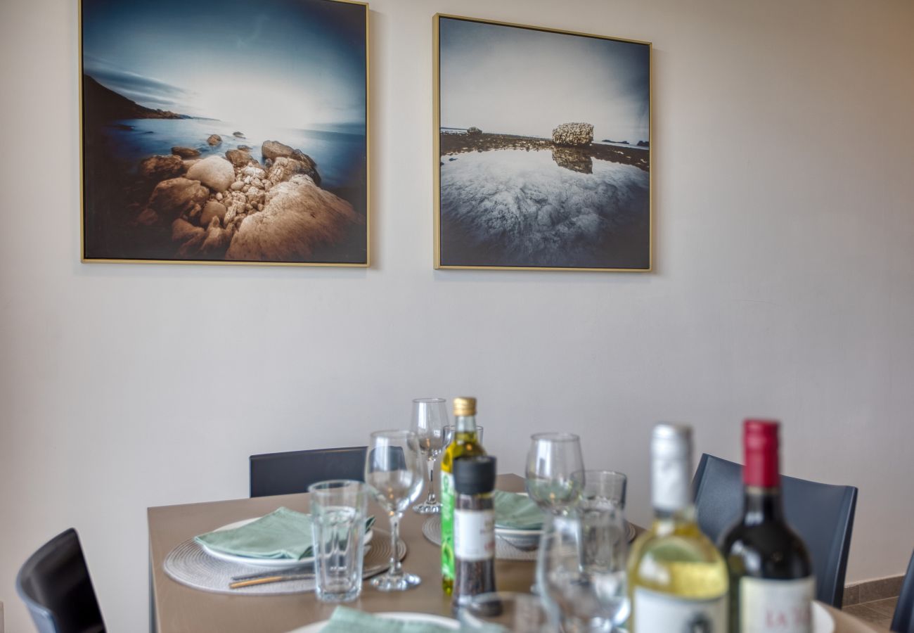 Apartment in San Gwann - Modern 2 bedroom apartment, Valley Views KARP1-4