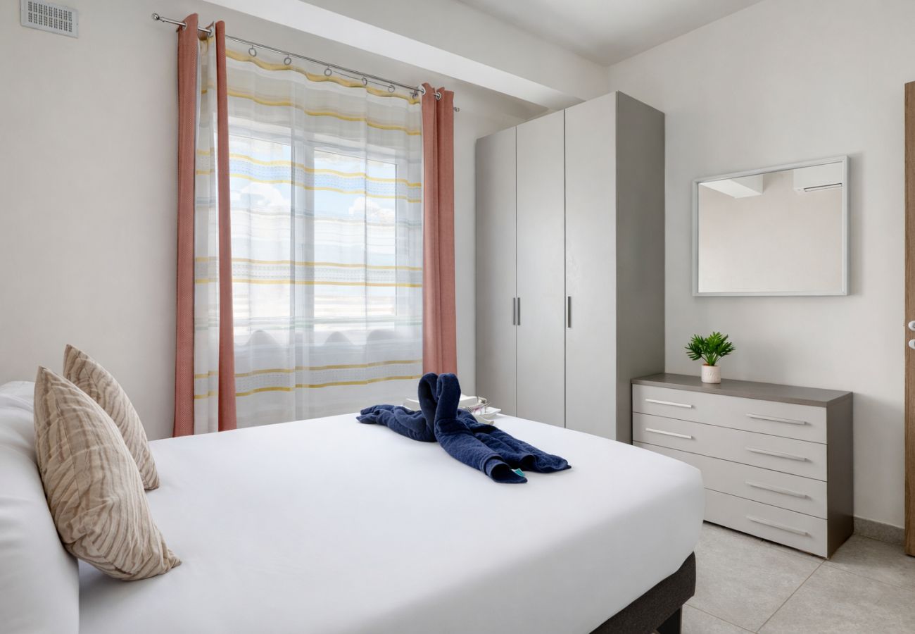 Apartment in San Gwann - Elegant 2 bedroom apartment, valley views KARP1-7