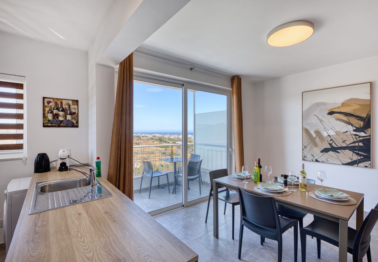 Apartment in San Gwann - 2 bedroom flat with balcony, valley views KARP1-8