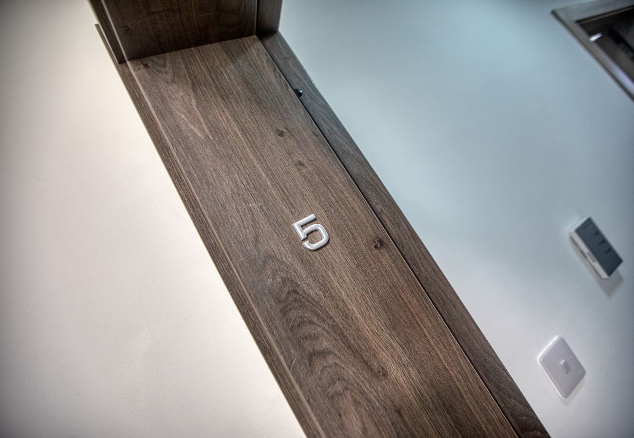 Apartment in San Gwann - 2 bedroom flat with balcony, valley views KARP1-8