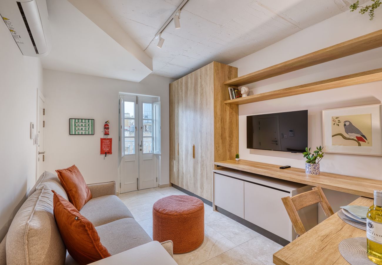 Apartment in Floriana - Stylish studio apartment near Valletta FCAV1-2
