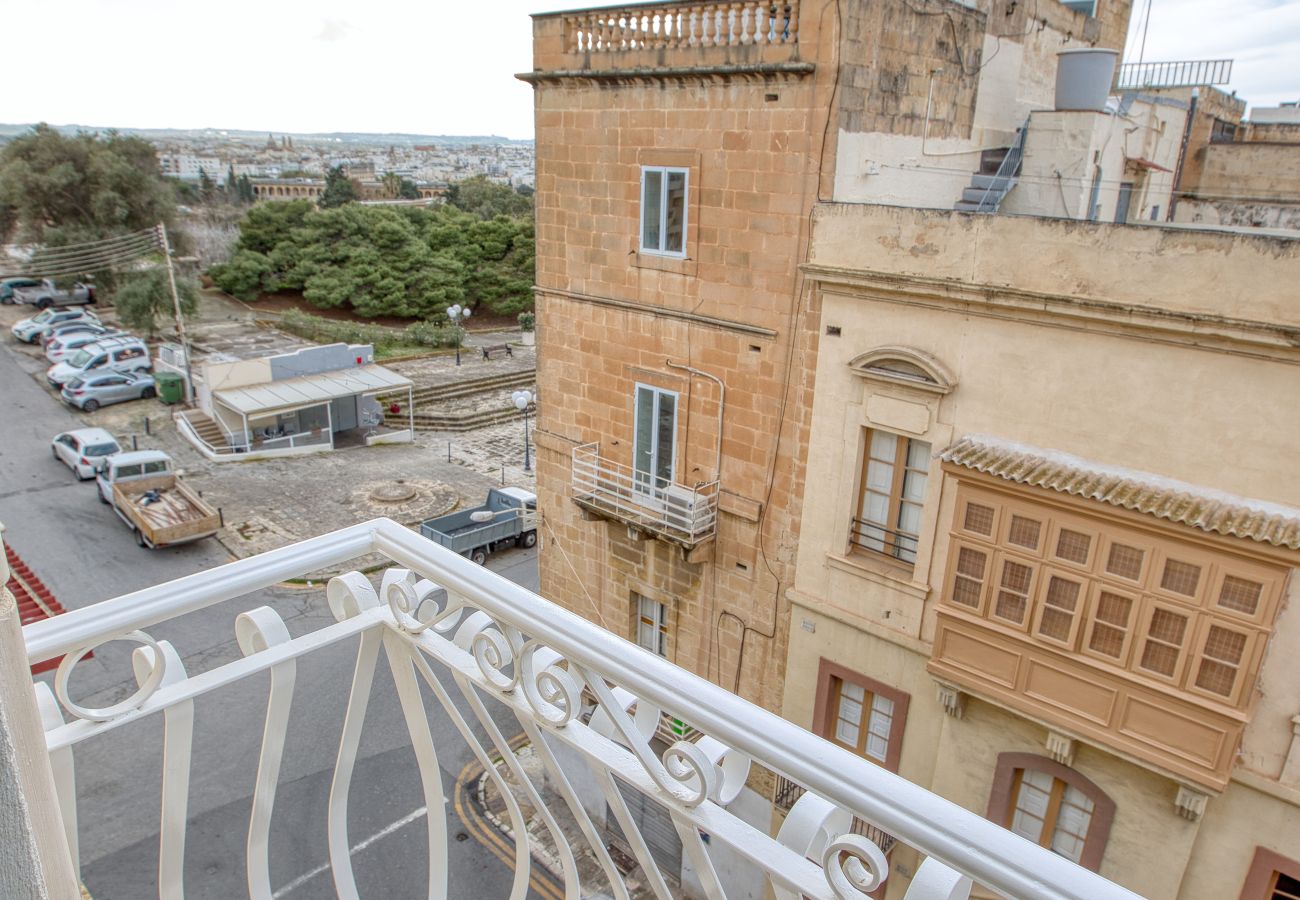 Apartment in Floriana - Stylish studio apartment near Valletta FCAV1-2