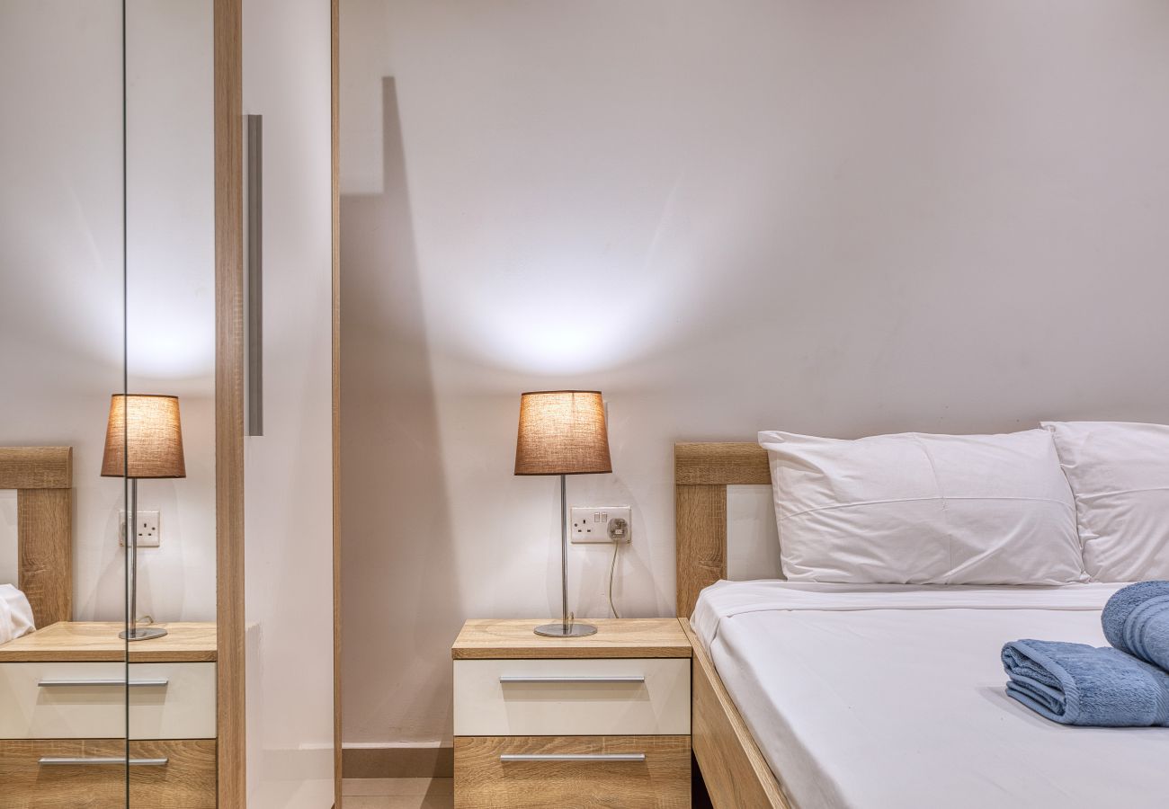 Apartment in Sliema - Modern 2 bedroom flat with yard in Sliema NBOR1-1