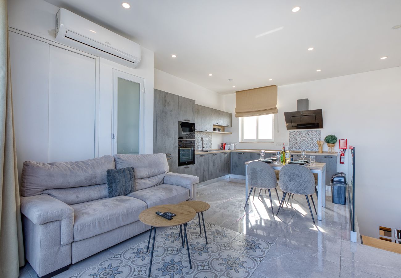 Apartment in Swieqi - Luxury duplex apartment, sun terrace, jacuzzi SDIN1-1