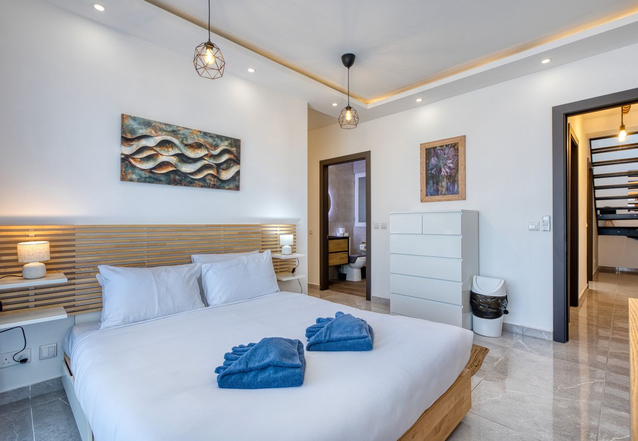 Apartment in Swieqi - Luxury duplex apartment, sun terrace, jacuzzi SDIN1-1
