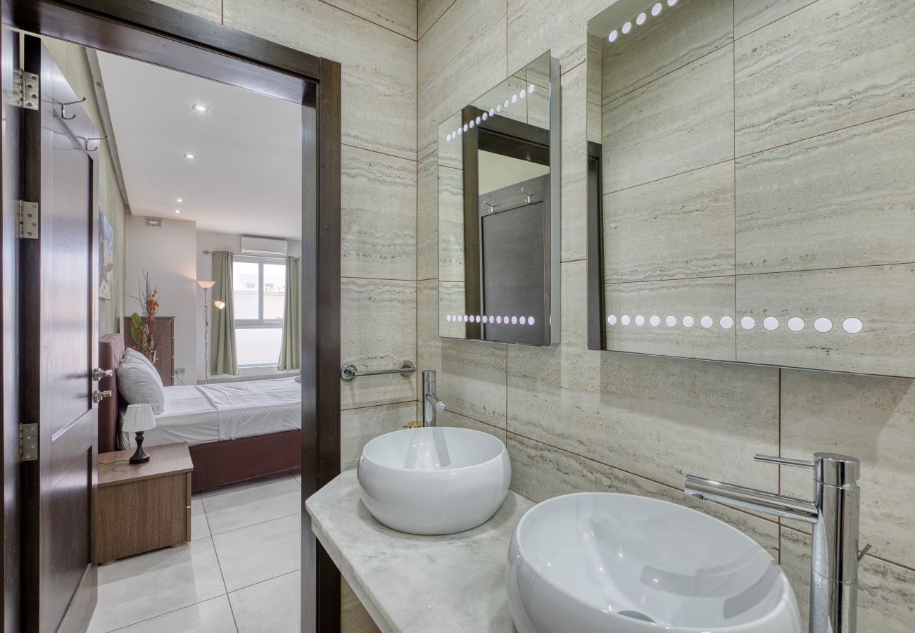 Apartment in St. Paul’s Bay - Modern 2 bedroom apartment, 2 balconies BZAR1-1