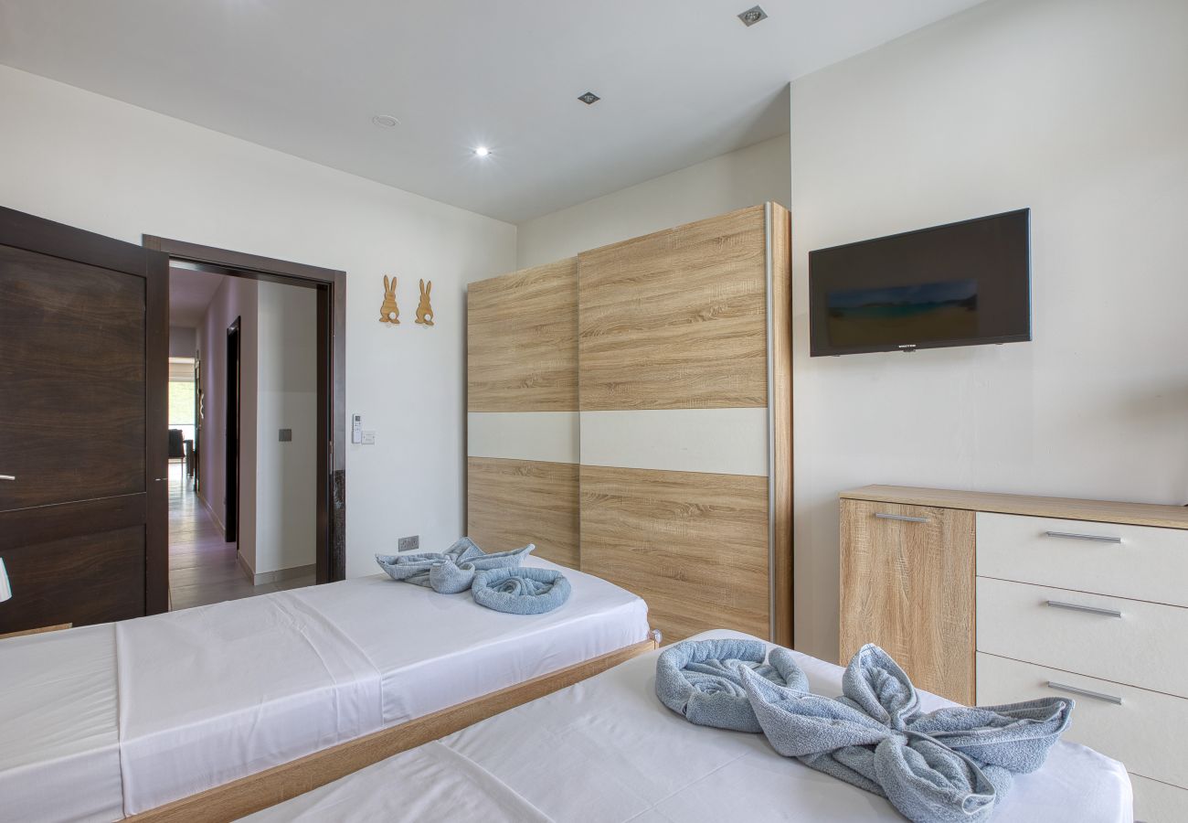 Apartment in St. Paul’s Bay - Modern 2 bedroom apartment, 2 balconies BZAR1-1