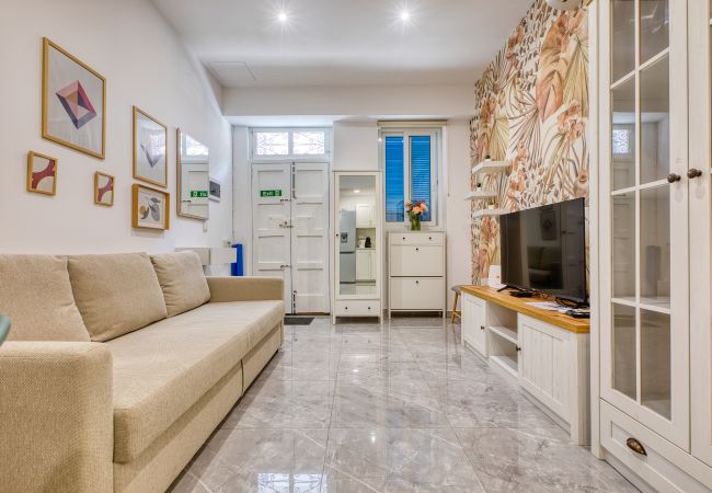 House in Hamrun - Luxury maisonette with yard in central Malta RIAN1-1