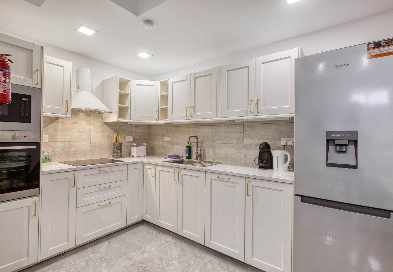 House in Hamrun - Luxury maisonette with yard in central Malta RIAN1-1