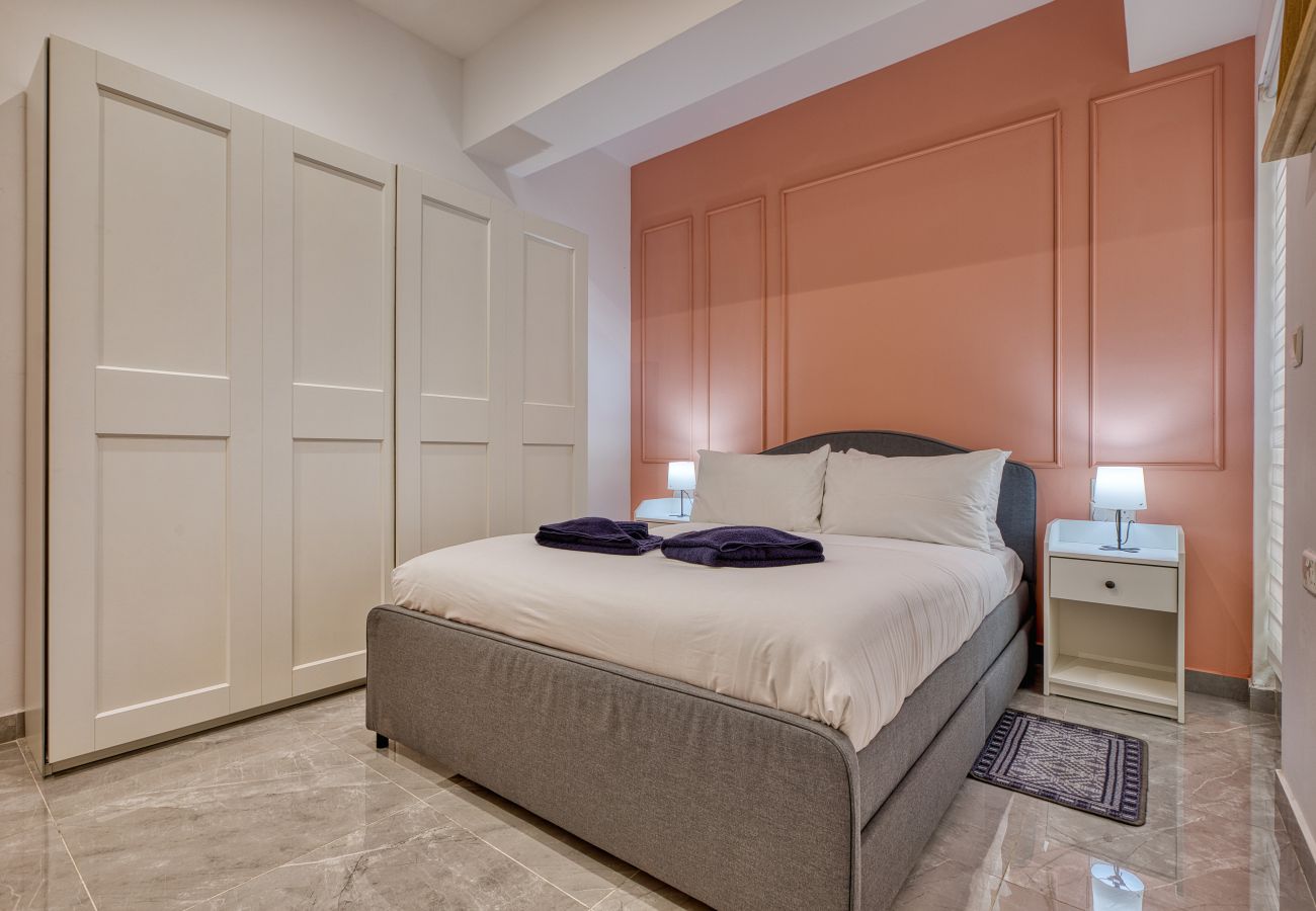 House in Hamrun - Luxury maisonette with yard in central Malta RIAN1-1