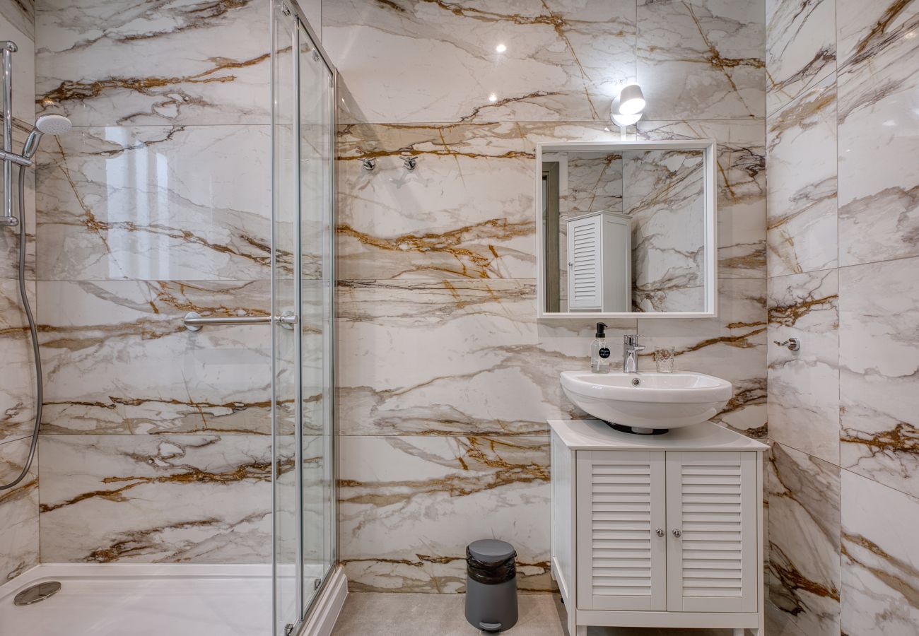 House in Hamrun - Luxury maisonette with yard in central Malta RIAN1-1