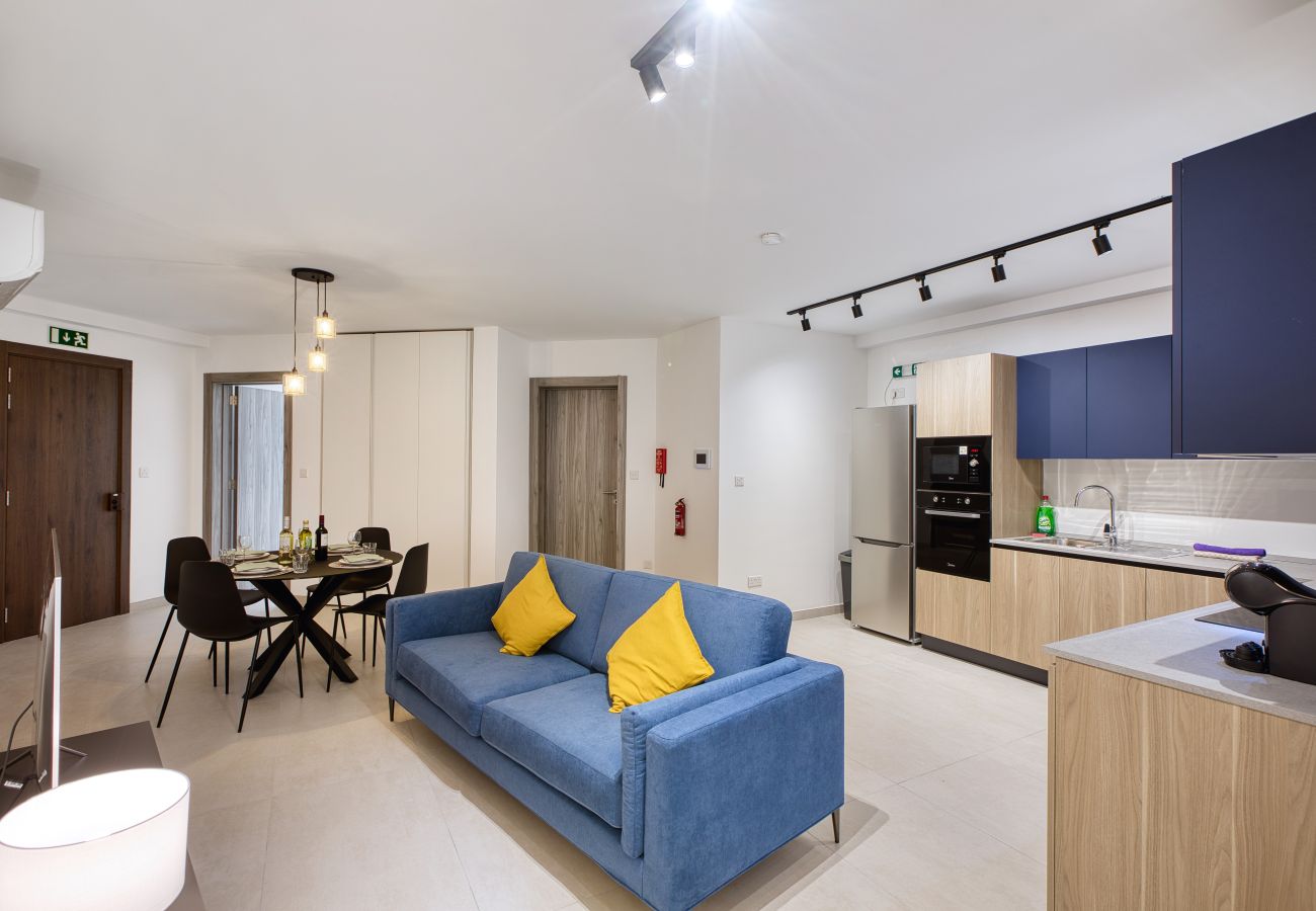 Apartment in St. Paul’s Bay - Modern Seaview Apartment with Balcony PABE1-1