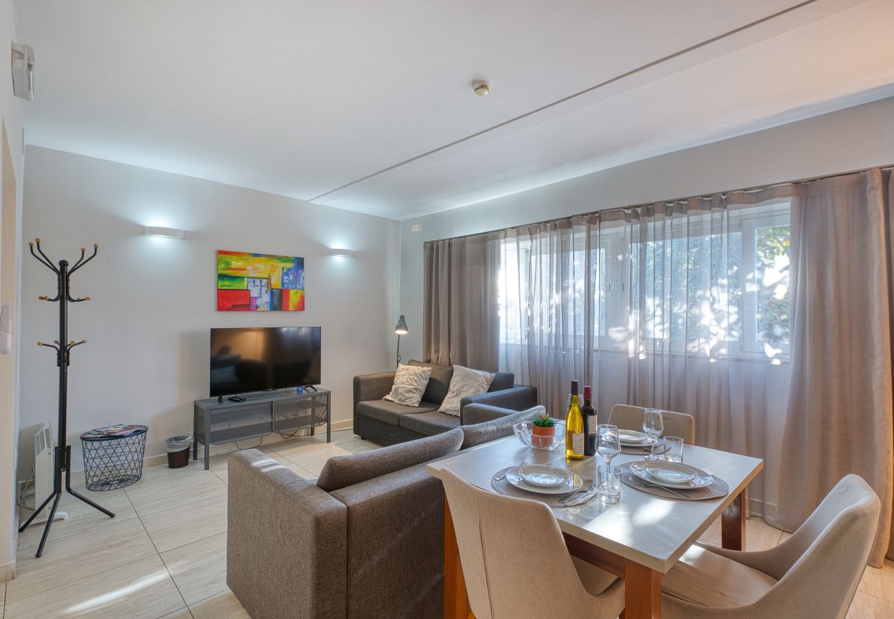 Apartment in Sliema - Spacious studio with shared roof terrace GOTWN5