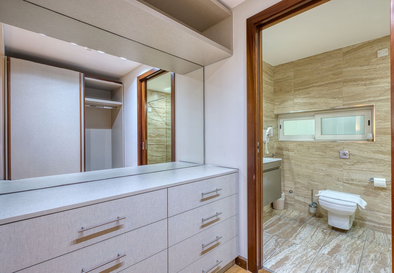 Apartment in Sliema - Spacious studio with shared roof terrace GOTWN5