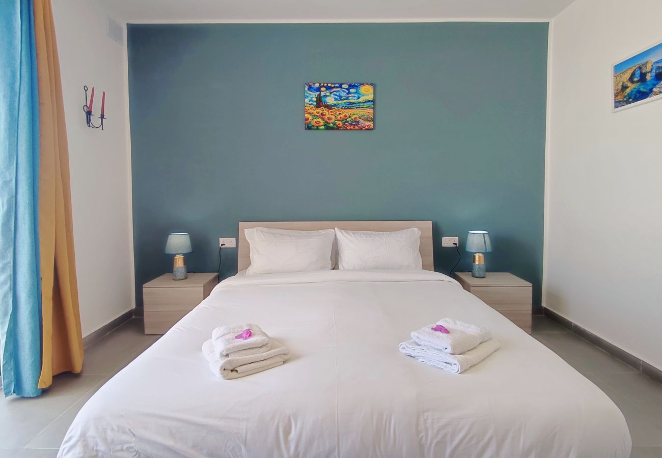 Apartment in L-Għarb - Bright & spacious 2 bedroom flat, terrace GZ-YPIZ1-1