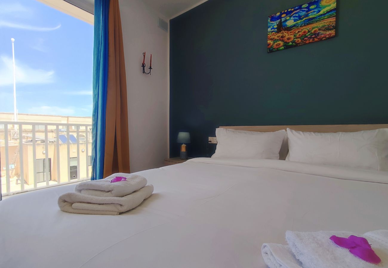 Apartment in L-Għarb - Bright & spacious 2 bedroom flat, terrace GZ-YPIZ1-1