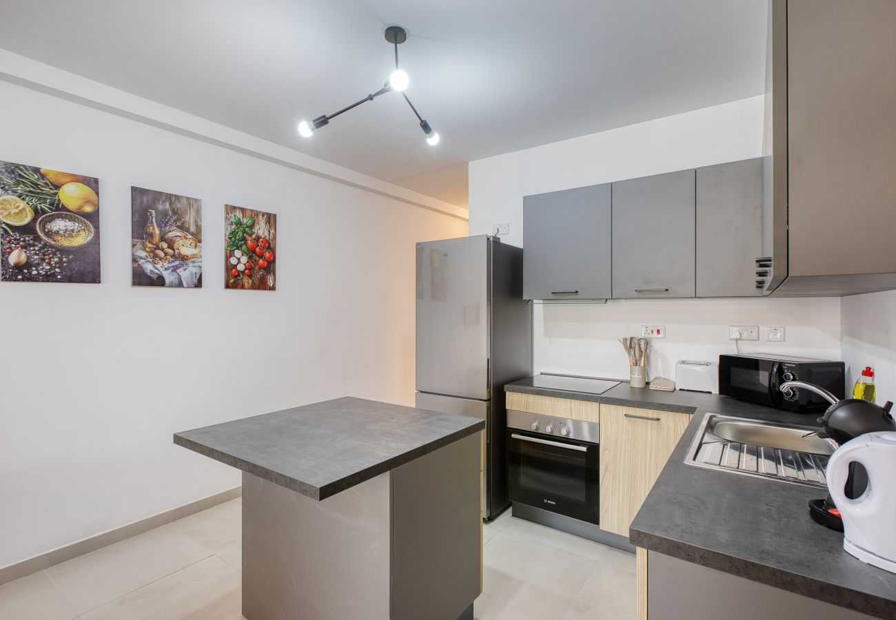 Apartment in St. Paul’s Bay - Bright & luxury apartment with 2 balconies JVEL1-1