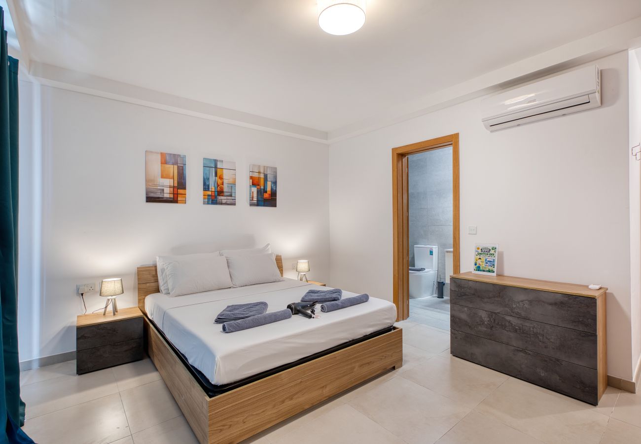 Apartment in St. Paul’s Bay - Bright & luxury apartment with 2 balconies JVEL1-1