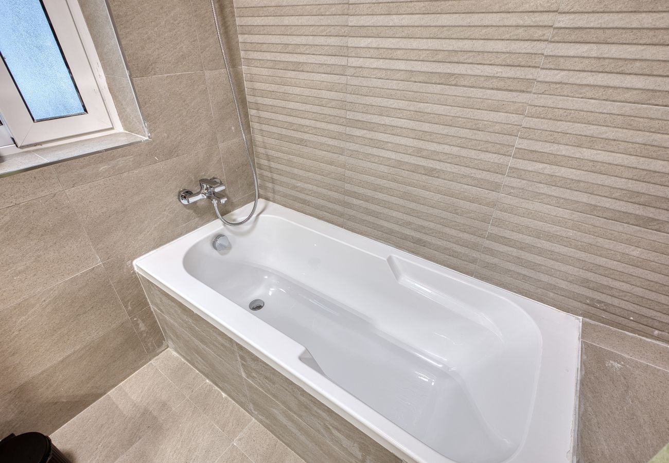 Apartment in St. Paul’s Bay - Bright & luxury apartment with 2 balconies JVEL1-1
