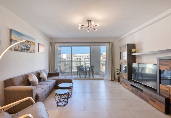 Apartment in St. Paul’s Bay - Large & stylish apartment with 2 balconies JVEL1-2