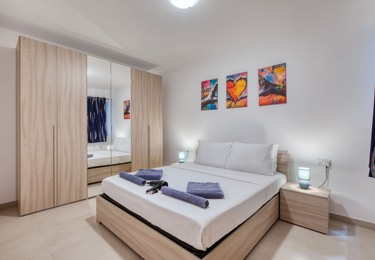 Apartment in St. Paul’s Bay - Large & stylish apartment with 2 balconies JVEL1-2