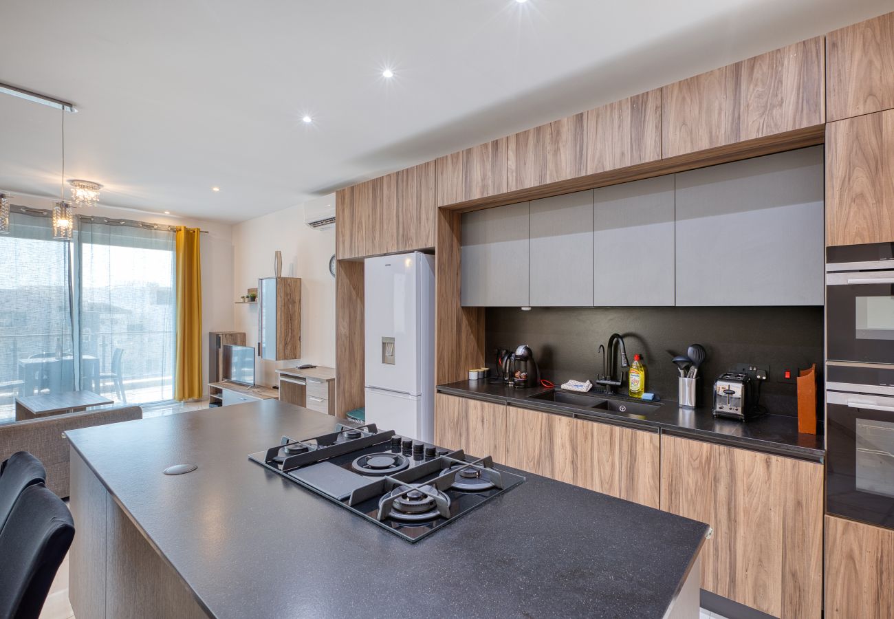 Apartment in Marsaxlokk - Spacious & bright 3 bedroom with balcony KDEB1-1
