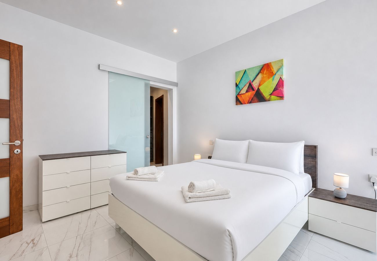 Apartment in Marsaxlokk - Spacious & bright 3 bedroom with balcony KDEB1-1