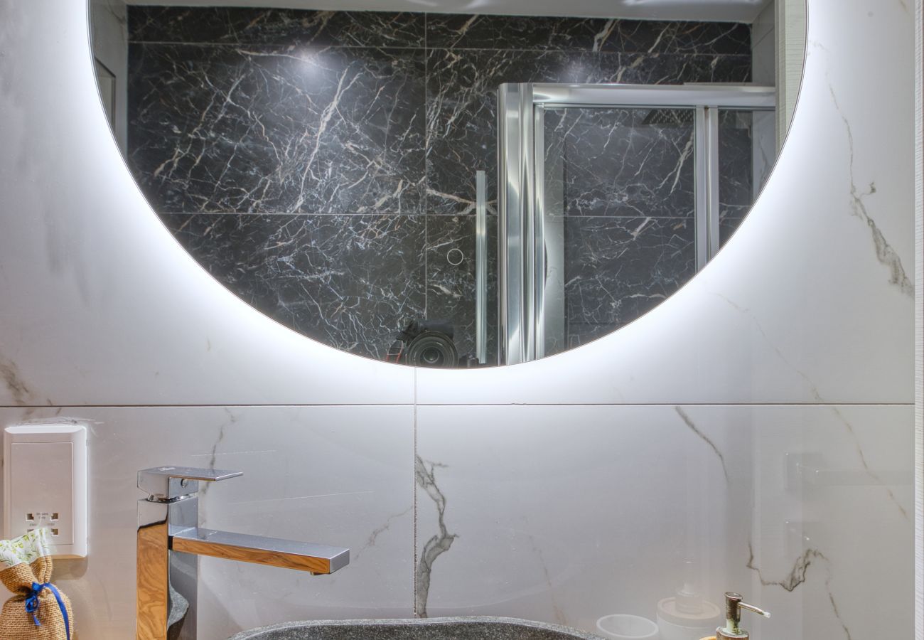 Apartment in Msida - Beautiful penthouse with terrace & jacuzzi WVID1-2
