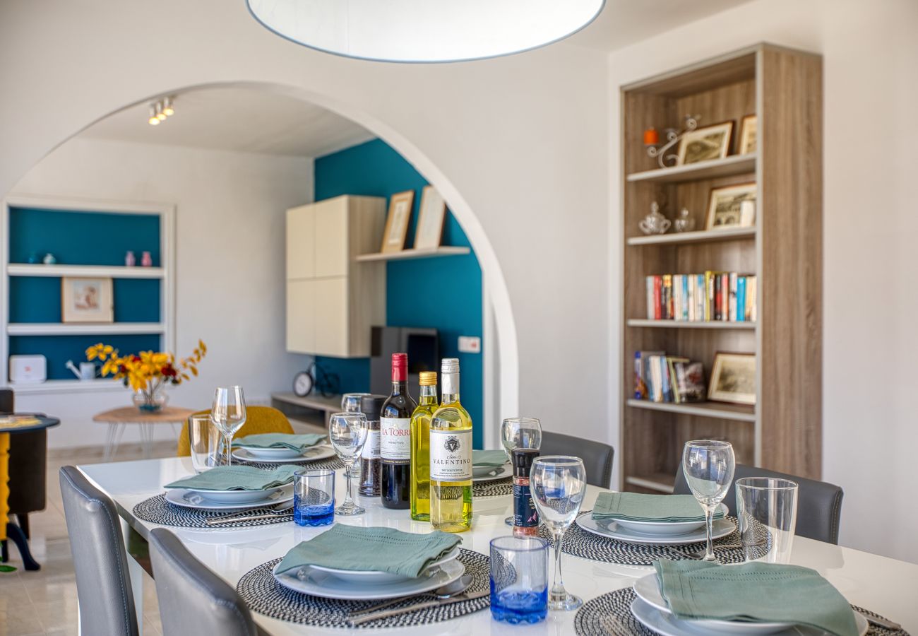 Apartment in Sliema - Spacious & bright apartment, sun terrace PGAL1-1