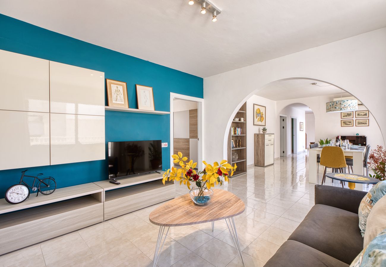 Apartment in Sliema - Spacious & bright apartment, sun terrace PGAL1-1